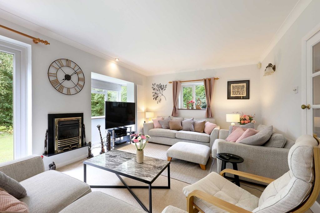 Additional image 5 of 5 bed country house for saleBlind Lane, Bourne End, Buckinghamshire SL8
