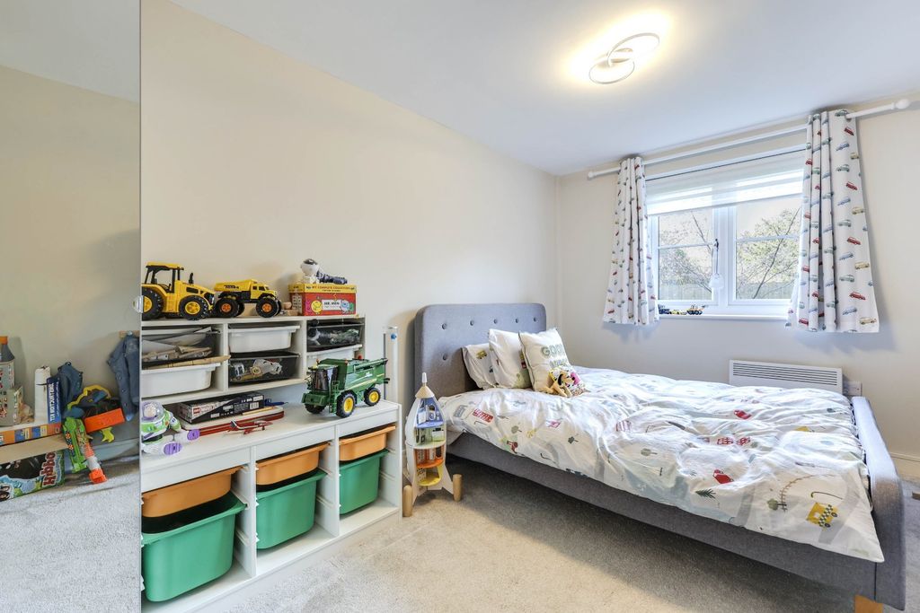 Additional image 8 of 2 bed flat for saleWaterside View, Harrogate Road, Bradford, West Yorkshire BD10