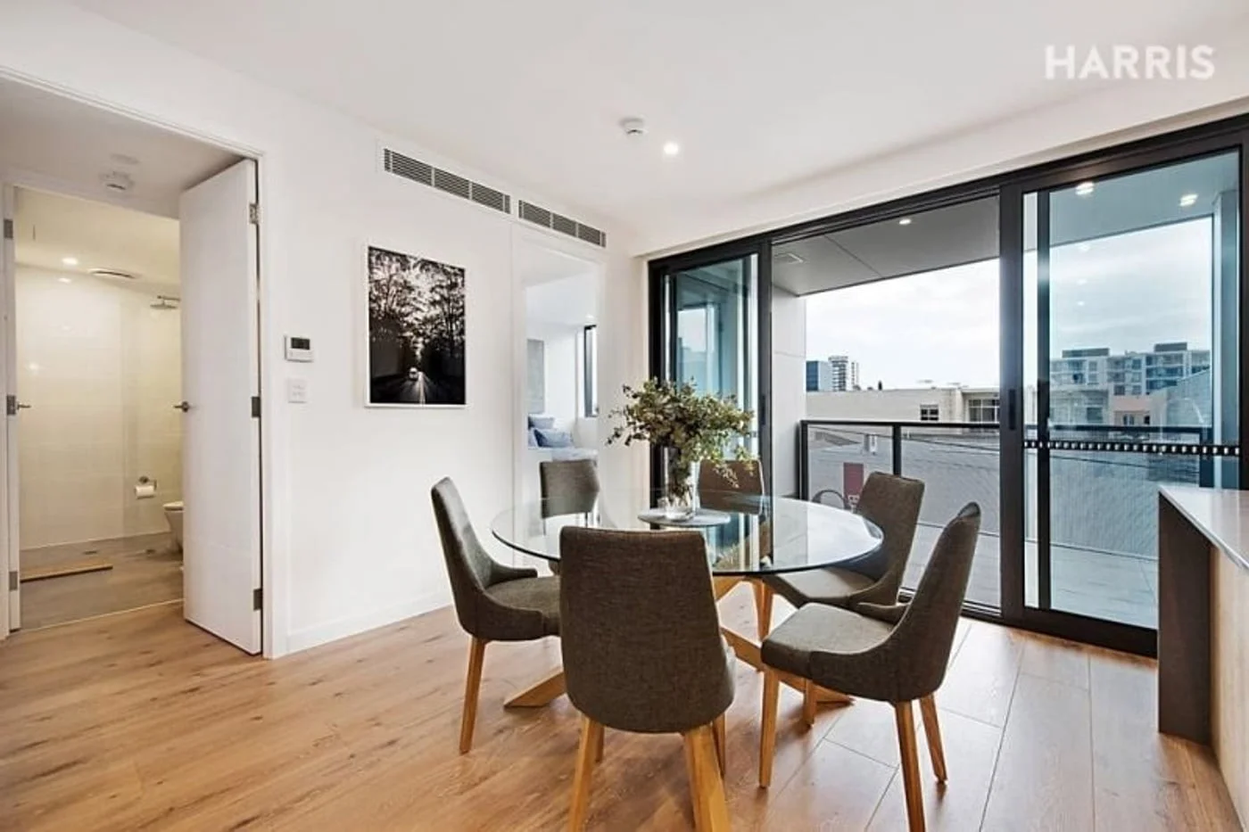 705/70 Queen St, Adelaide SA 5000 photo 2