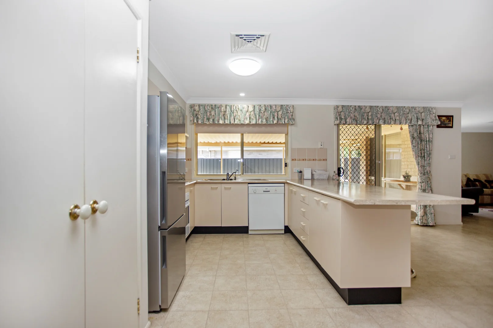 Additional image 5 of 19 Billabong Avenue, Tea Gardens NSW 2324