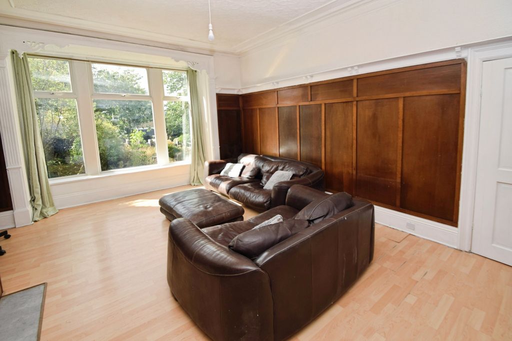 Additional image 2 of 2 bed flat for saleDallam Road, Saltaire, Bradford, West Yorkshire BD18