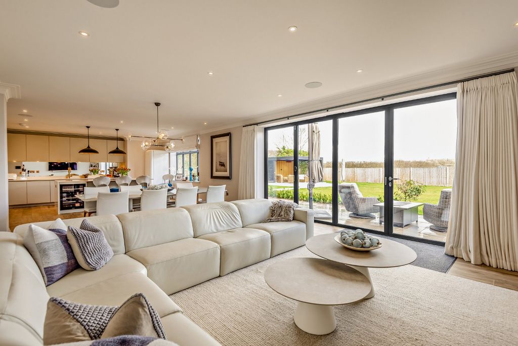 Additional image 2 of 4 bed detached house for saleCrouch Lane, Winkfield, Windsor, Berkshire SL4