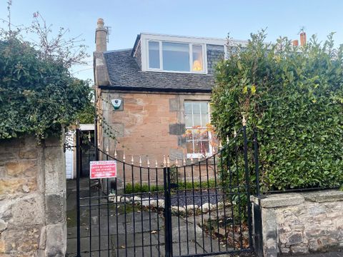 Ravenscroft Street, Gilmerton, Edinburgh EH17