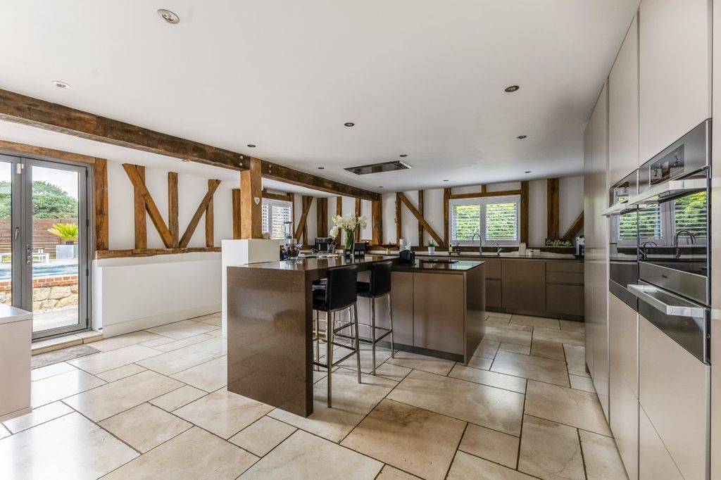 Additional image 8 of 5 bed detached house for saleHewarts Lane, Aldwick, West Sussex PO21