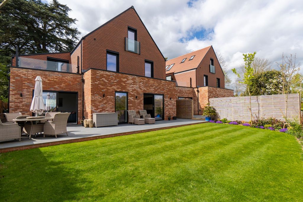 Additional image 2 of 5 bed detached house for saleCatmose Park Road, Oakham LE15