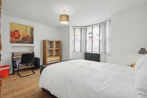 Room 1, Stanley Road OX4, Room to rent