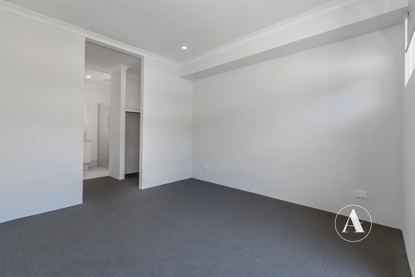 16 Tarot Grove, Baldivis WA 6171 photo 3
