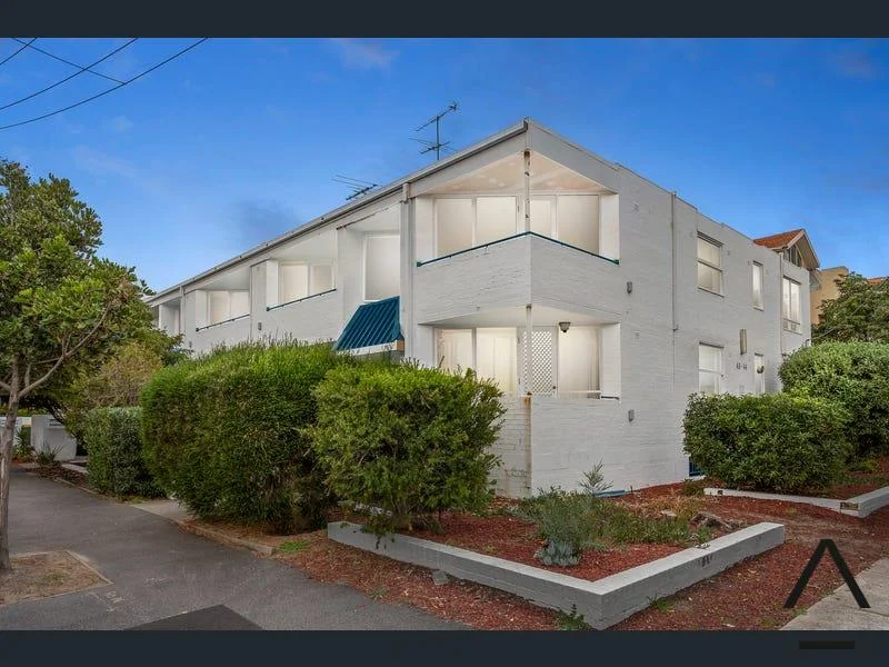 2/43-44 Marine Parade, St Kilda VIC 3182