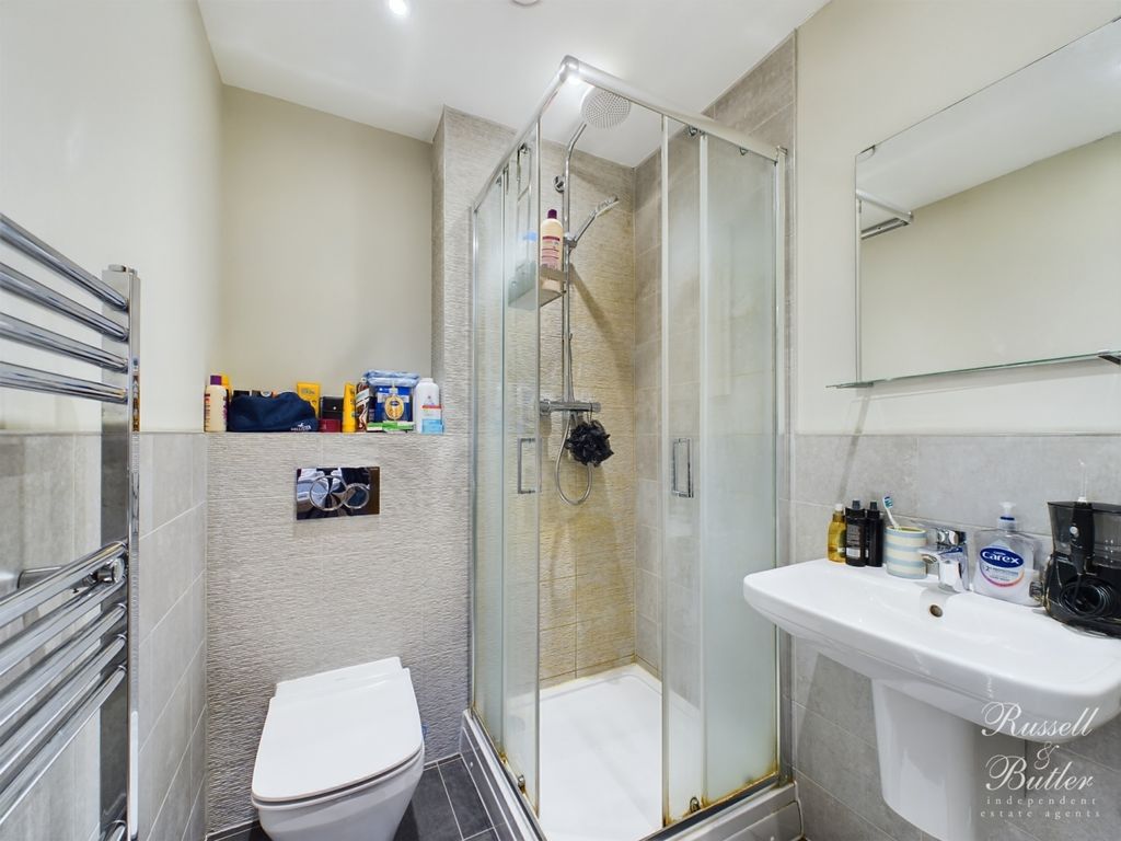 Additional image 10 of 2 bed flat for saleStation Gardens, Buckingham MK18