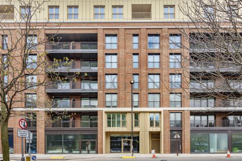 Georgette Apartments, Sidney Street E1