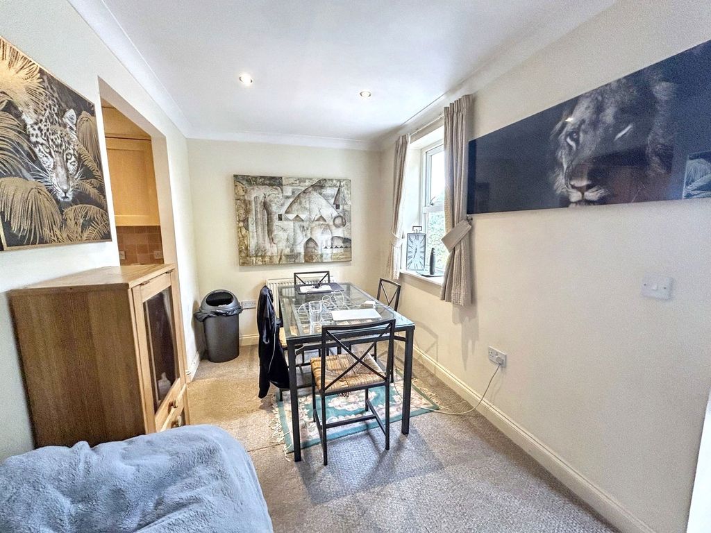 Additional image 4 of 2 bed flat for saleNunn Gardens, Fellside Road, Whickham, Newcastle Upon Tyne NE16