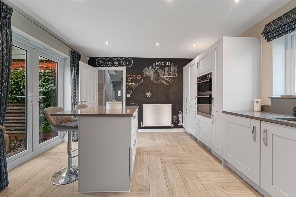 Additional image 5 of 4 bed detached house for saleHensman Close, Bishop's Stortford, Hertfordshire CM23