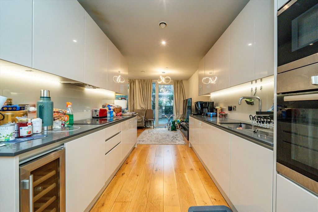 Additional image 3 of 5 bed terraced house for saleBoaters Avenue, Brentford TW8