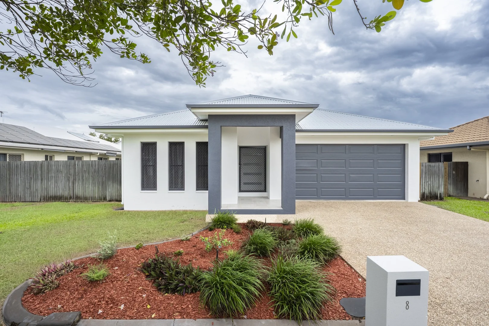 8 Ningaloo Crescent, Burdell QLD 4818