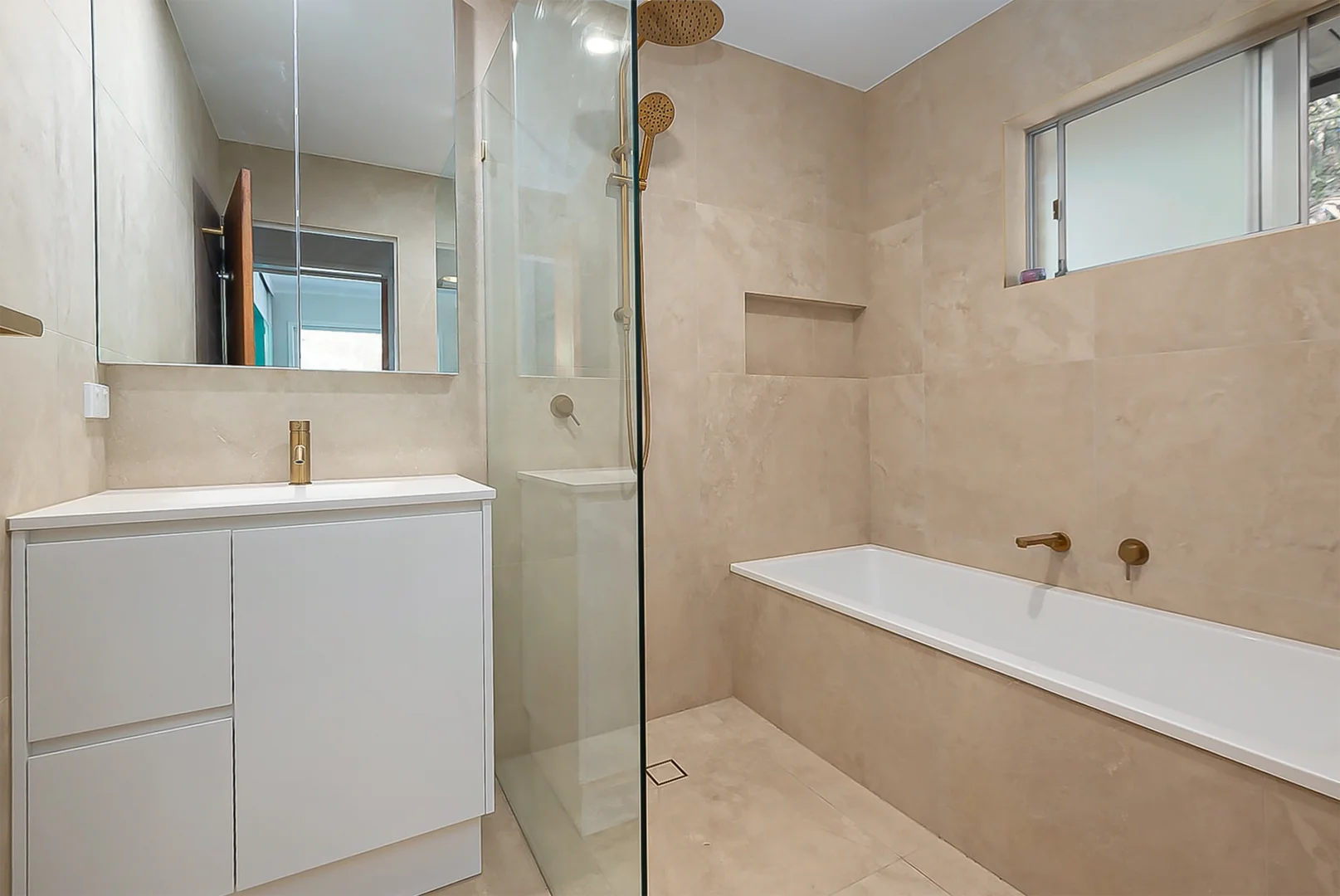 Additional image 8 of 30 Tanah Merah Avenue, Tanah Merah QLD 4128