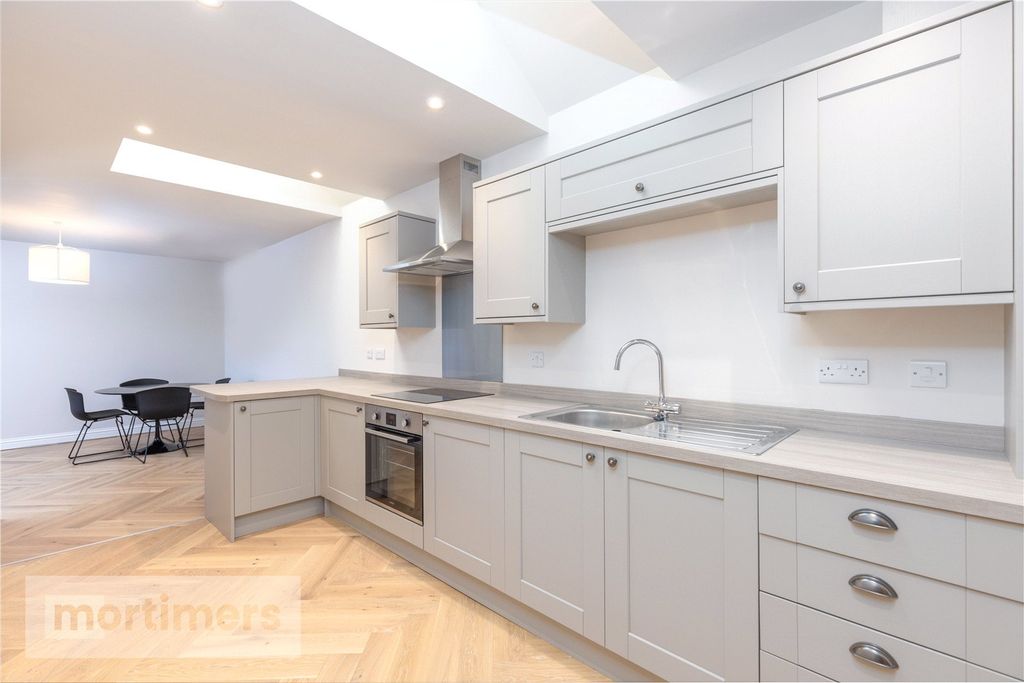 Additional image 4 of 1 bed flat for saleNew Market Street, Clitheroe, Lancashire BB7