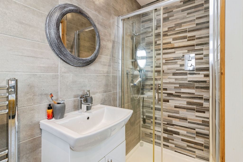 Additional image 34 of 5 bed semi-detached house for saleGillard Road, Brixham TQ5