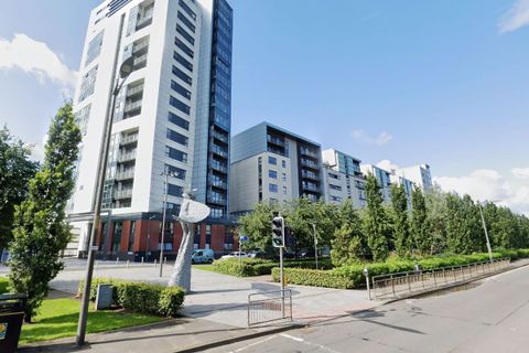 339, Glasgow Harbour Terrace, Apartment 6-2, Glasgow G116Bh G11