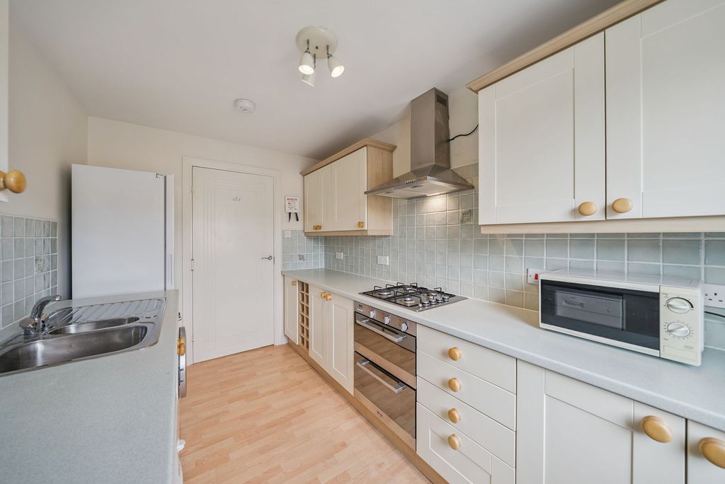 Additional image 4 of 2 bed flat for saleCooperage Quay, Stirling FK8