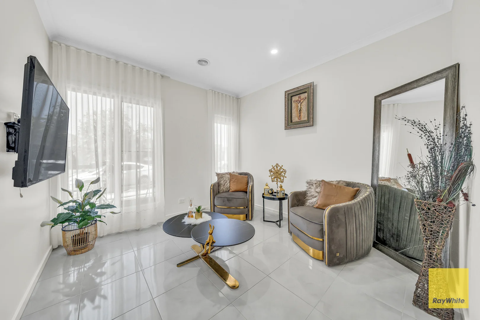 71 Warrigal Drive, Aintree VIC 3336 photo 3