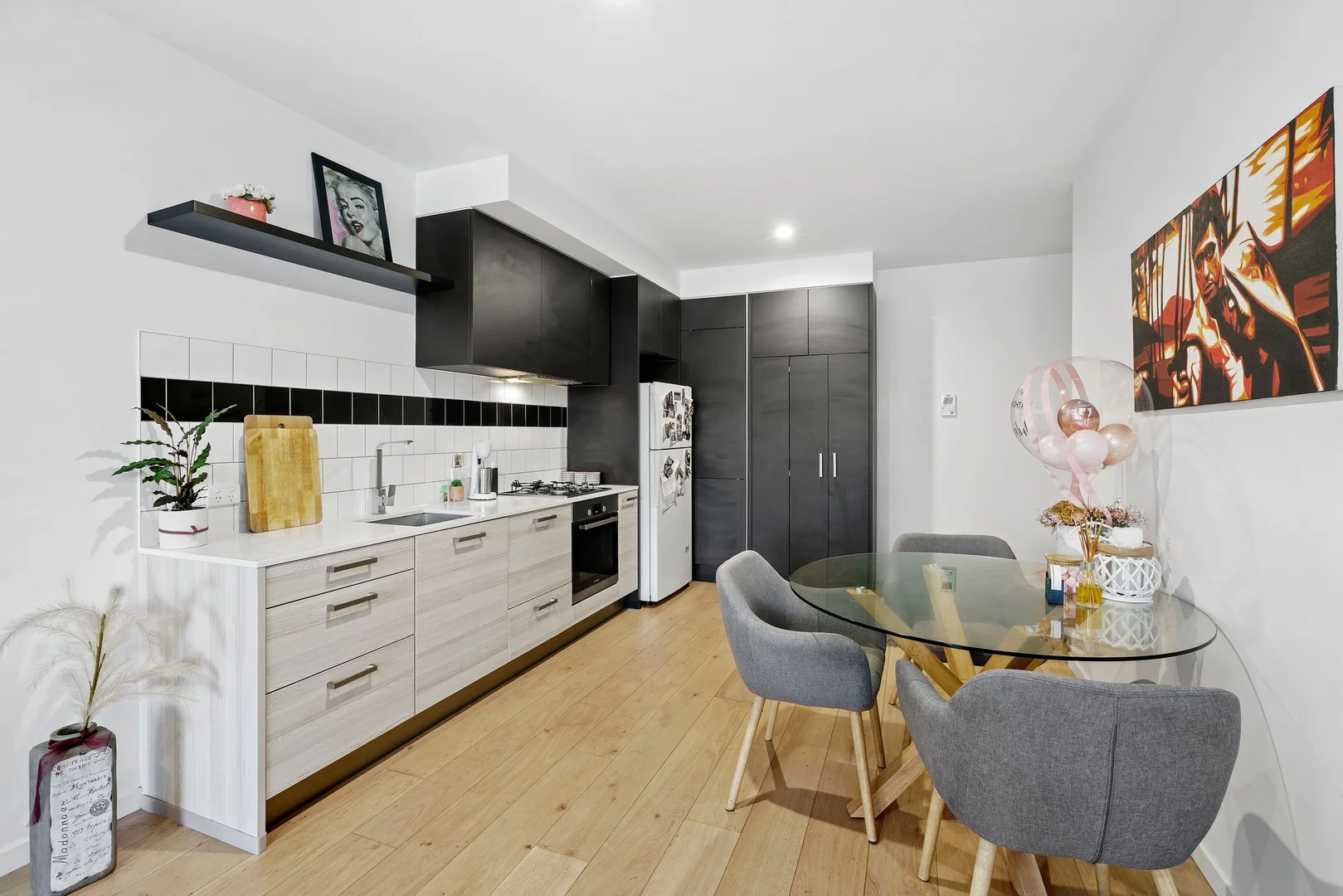102/324 Pascoe Vale Road, Essendon VIC 3040 photo 4