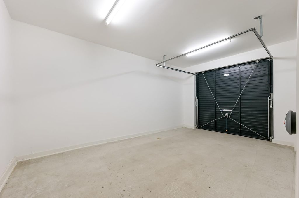 Additional image 15 of 4 bed end terrace house for saleReynard Way, Brentford TW8