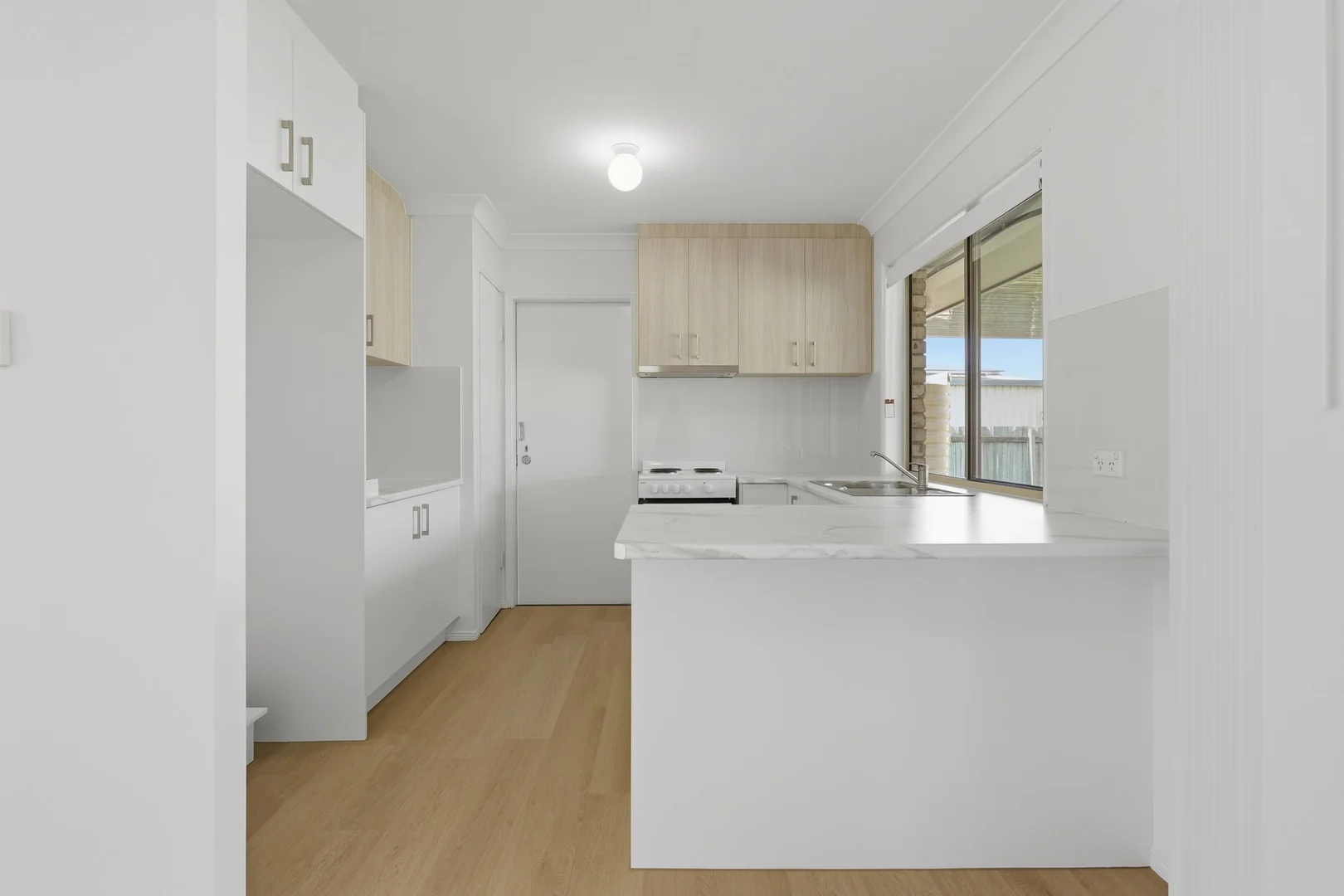 41 Kate Avenue, Deception Bay QLD 4508 photo 4