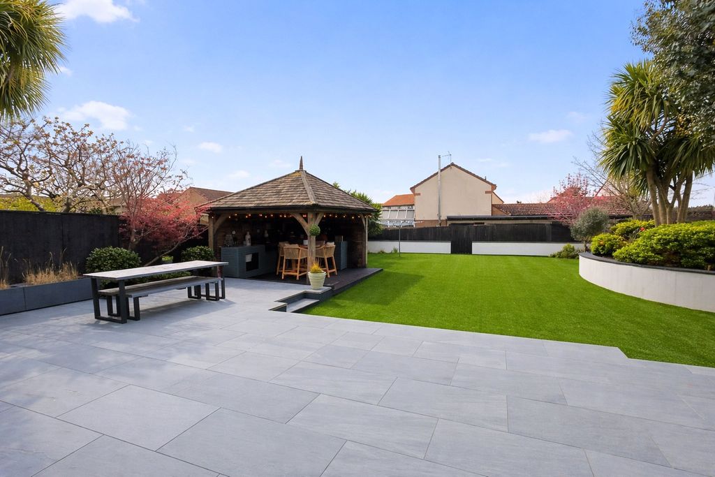 Additional image 3 of 4 bed detached house for saleLarch Close, Newton, Porthcawl CF36