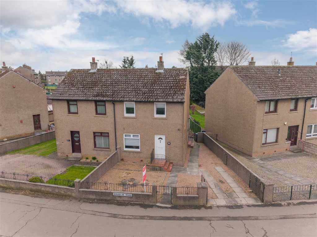 2 bed property for saleDouglas Road, Dundee DD4