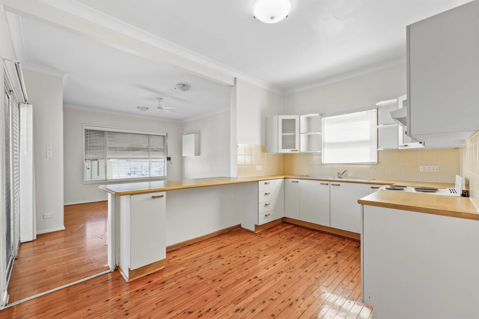 Additional image 4 of 30 DARWIN ROAD, Campbelltown NSW 2560