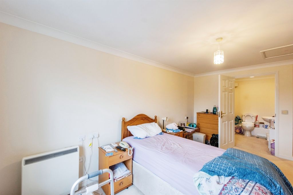 Additional image 10 of 2 bed flat for saleHanbury Court, Thetford IP24