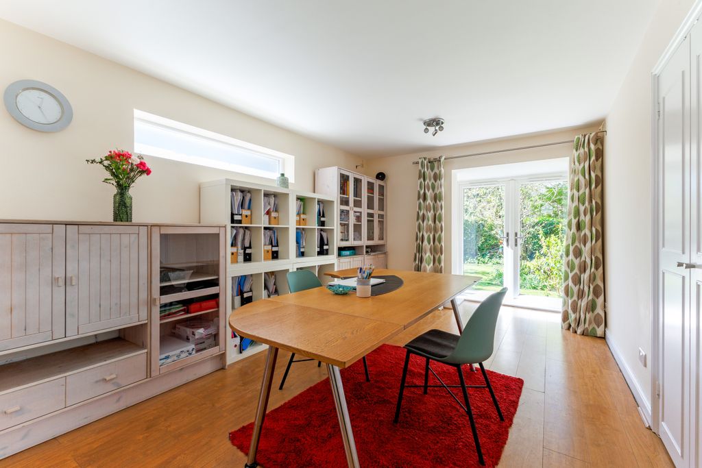 Additional image 11 of 5 bed detached house for saleThe Avenue, The Abbotsbrook, Bourne End SL8
