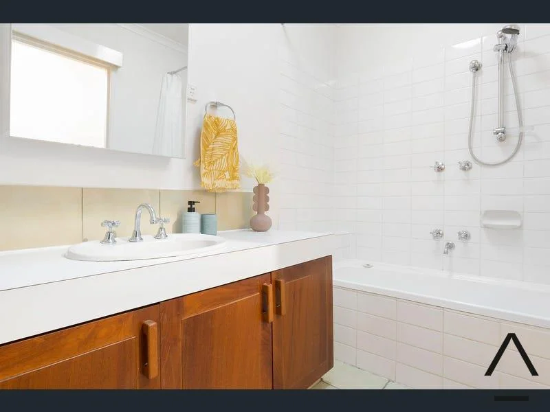 Additional image 10 of 2/43-44 Marine Parade, St Kilda VIC 3182