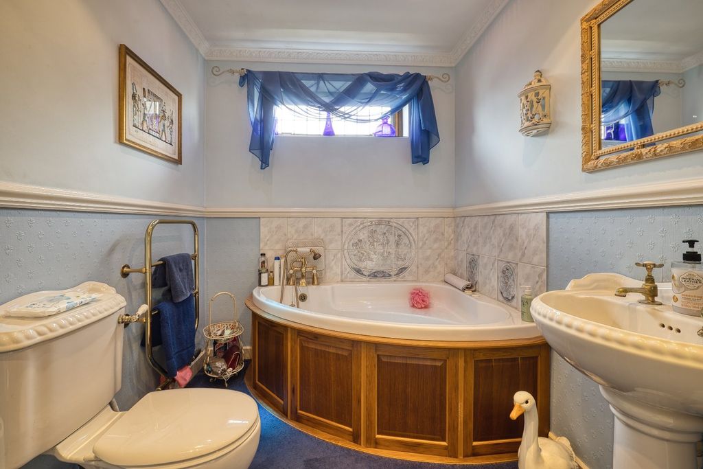 Additional image 16 of 3 bed detached house for saleGeorge Hill Road, Kingsgate, Broadstairs, Kent CT10