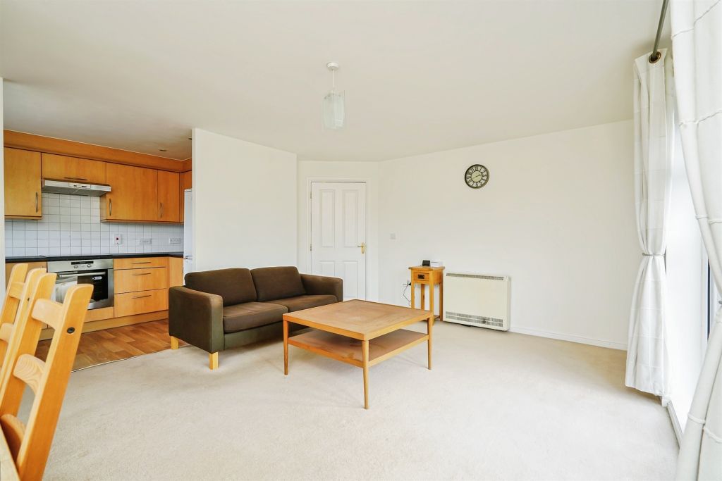 Additional image 4 of 2 bed flat for saleNorth Way, Headington, Oxford OX3