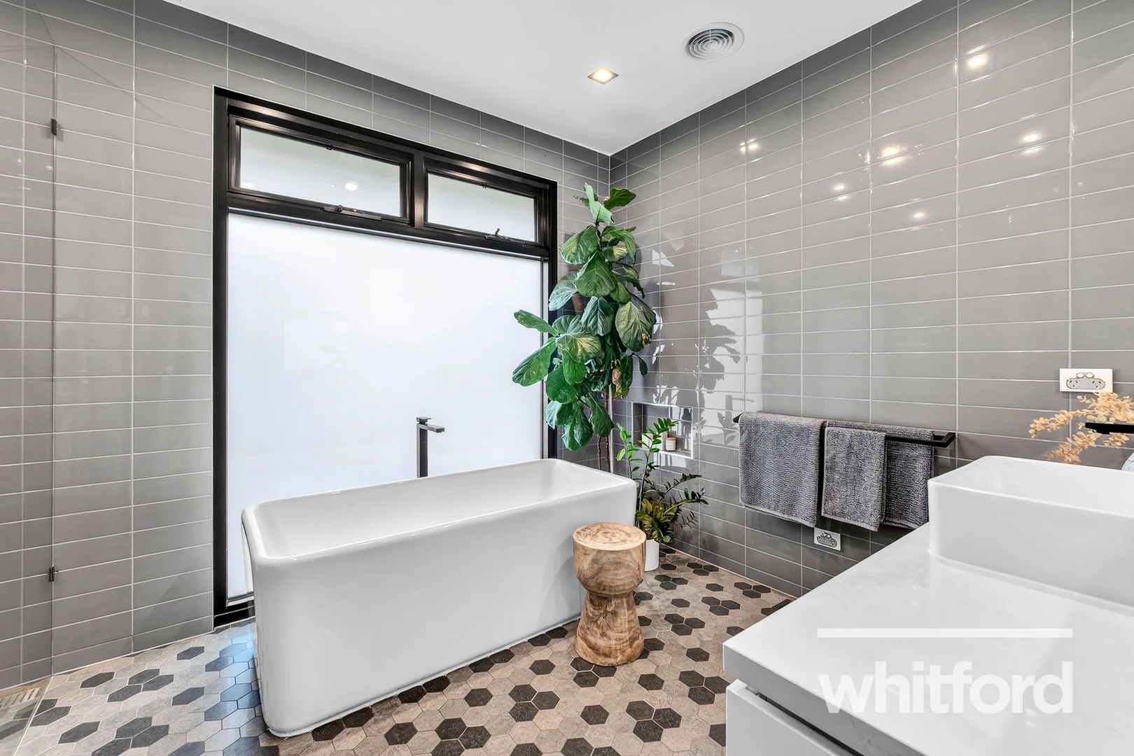 Additional image 19 of 25 Nantes Street, Newtown VIC 3220