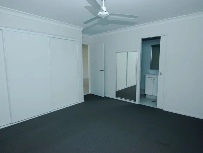 Additional image 5 of 22 Murray Street, Oakey QLD 4401