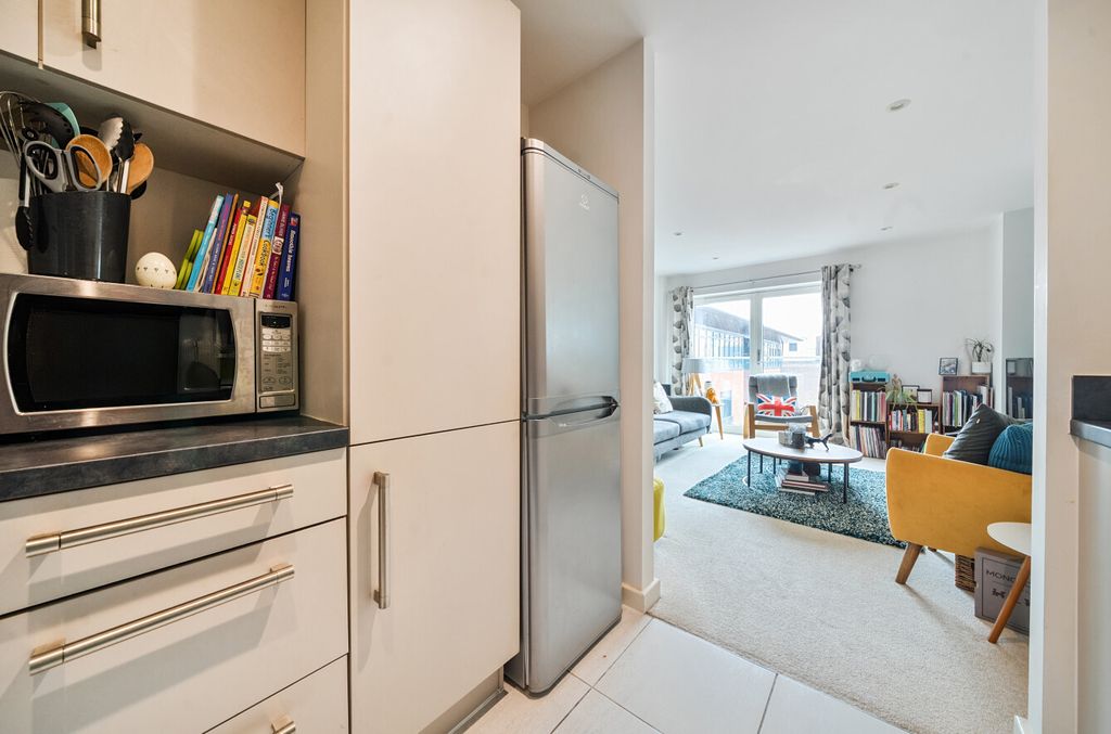 Additional image 13 of 1 bed flat for saleRingers Road, Bromley BR1