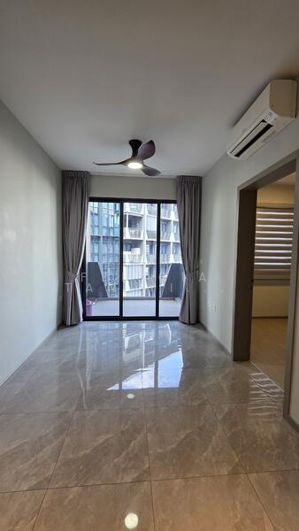 7 Serangoon North View photo 2