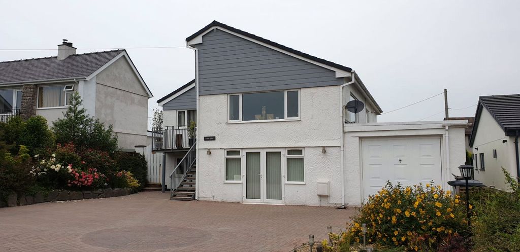 5 bed detached house for saleRhostrehwfa, Llangefni, Isle Of Anglesey LL77
