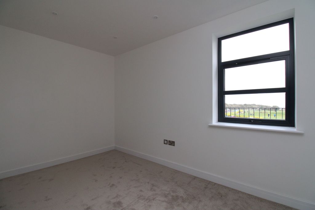 Additional image 11 of 2 bed flat for saleBroadstairs CT10