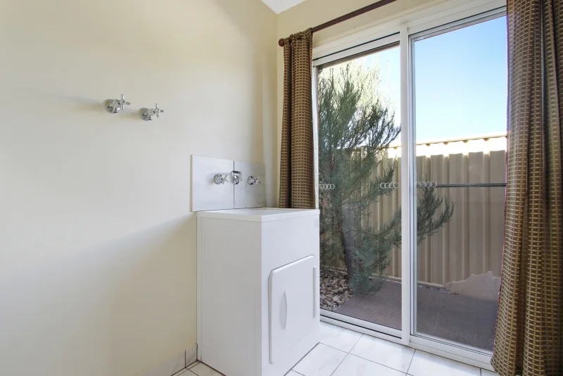 2 Schulz Street, Benalla VIC 3672 photo 5