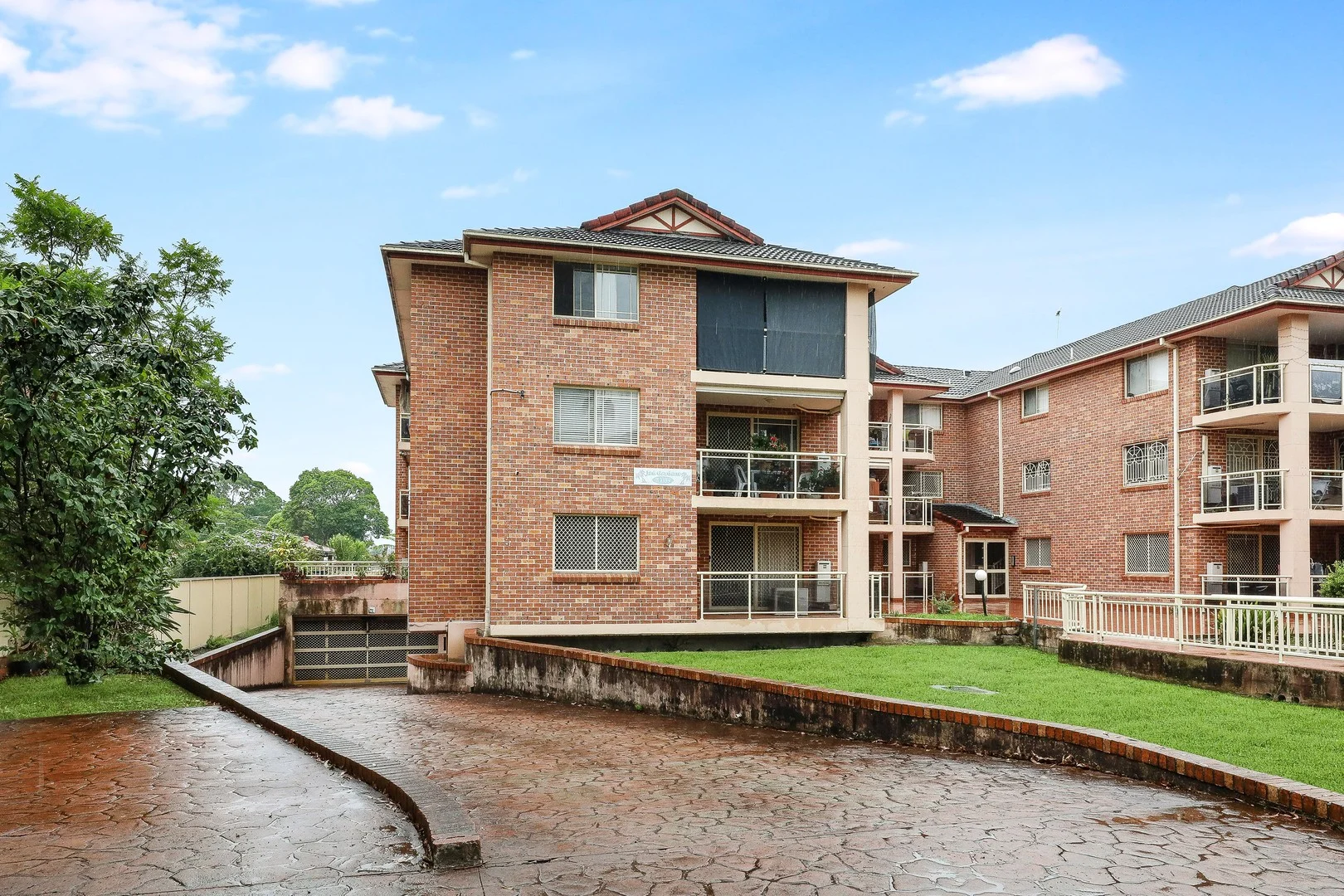 2/30-34 Brandon Avenue, Bankstown NSW 2200