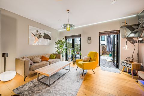Senior Lane, Salford M3