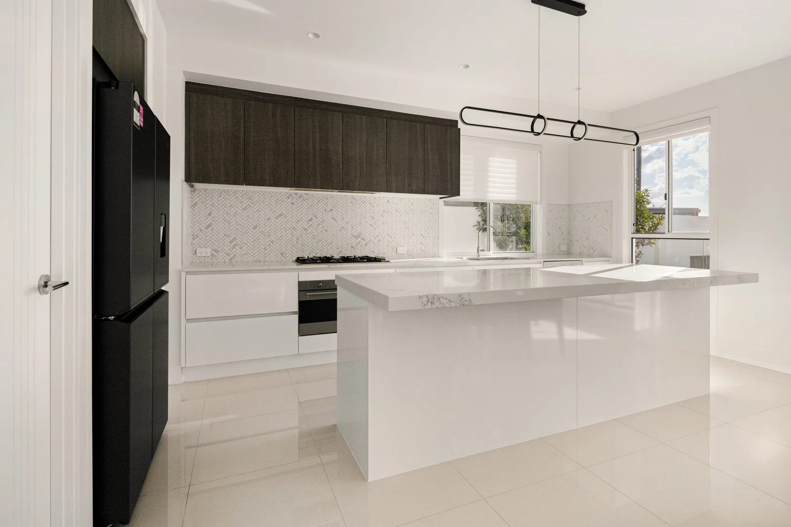 Additional image 4 of 142 Lake Serenity Bld, Helensvale QLD 4212