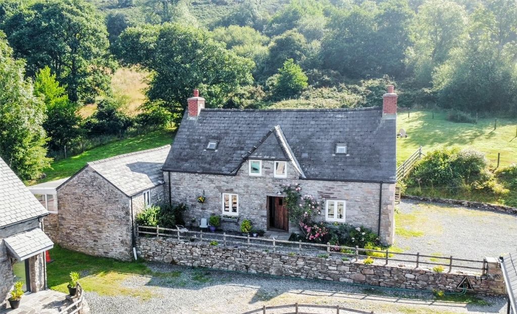 4 bed detached house for saleAberyscir, Brecon, Powys LD3