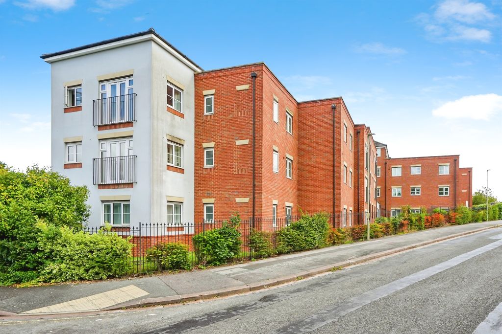 2 bed flat for saleNorth Way, Headington, Oxford OX3