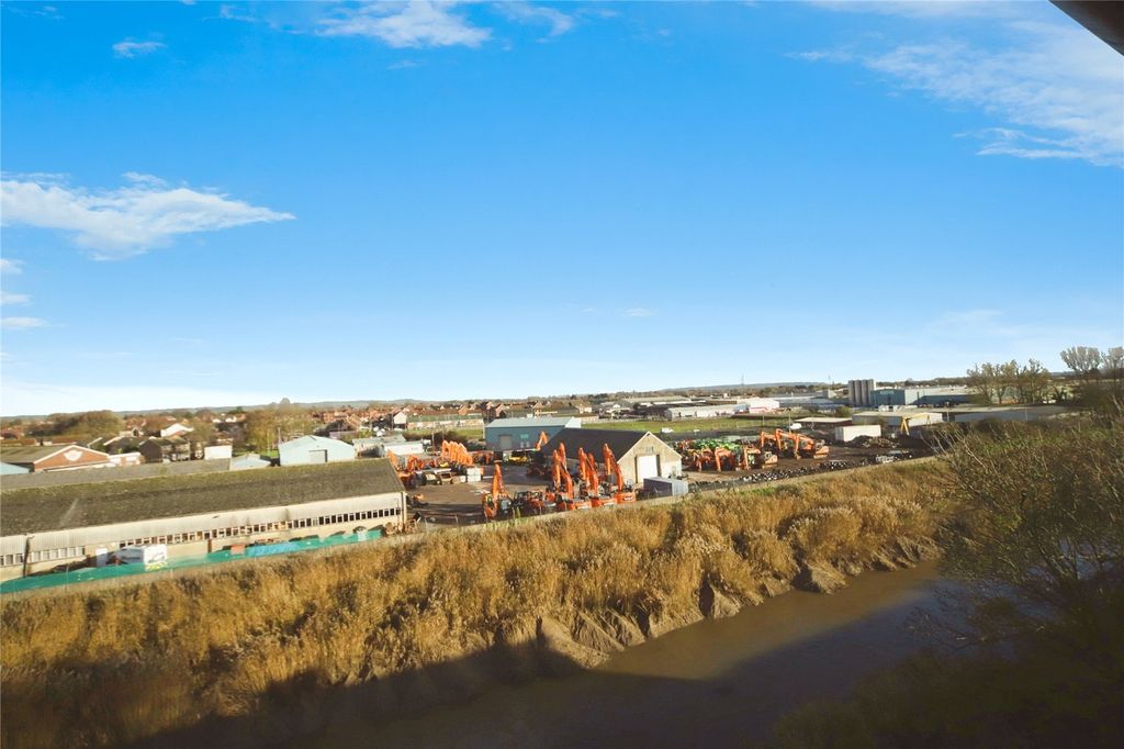 Additional image 13 of 2 bed flat for saleManley Gardens, Bridgwater, Somerset TA6