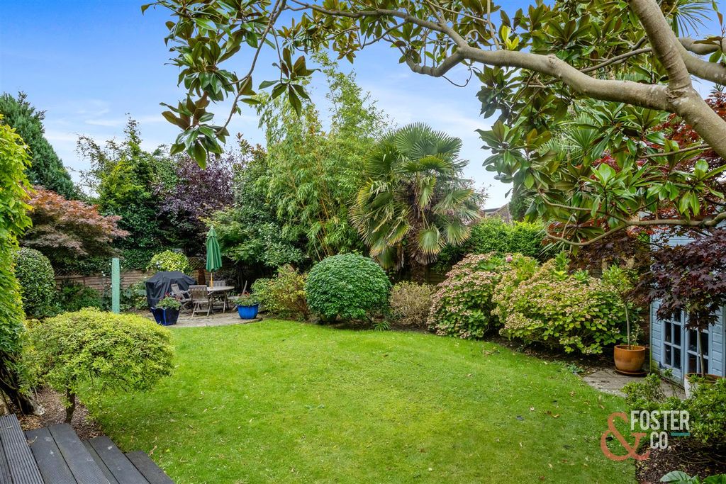 Additional image 2 of 5 bed detached house for saleSurrenden Crescent, Brighton BN1