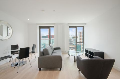Kelson House, Royal Wharf E16
